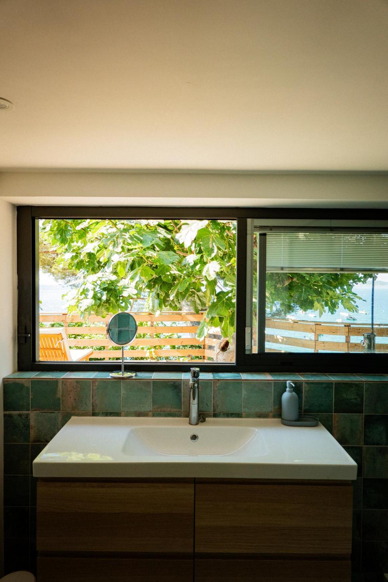 לה פרדה Cabanon Moderne, Les Pieds Dans L'Eau, 2 Chambres מראה חיצוני תמונה